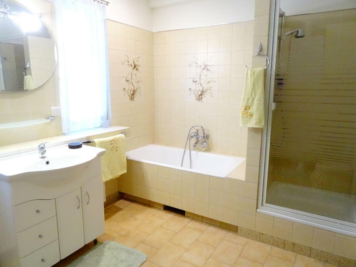 גדינייה Apartment Amber 127M2 + Terrace מראה חיצוני תמונה
